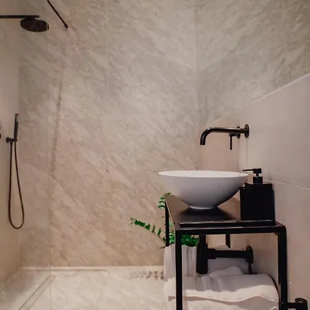 Santa Margerita Palazzino Apartment *